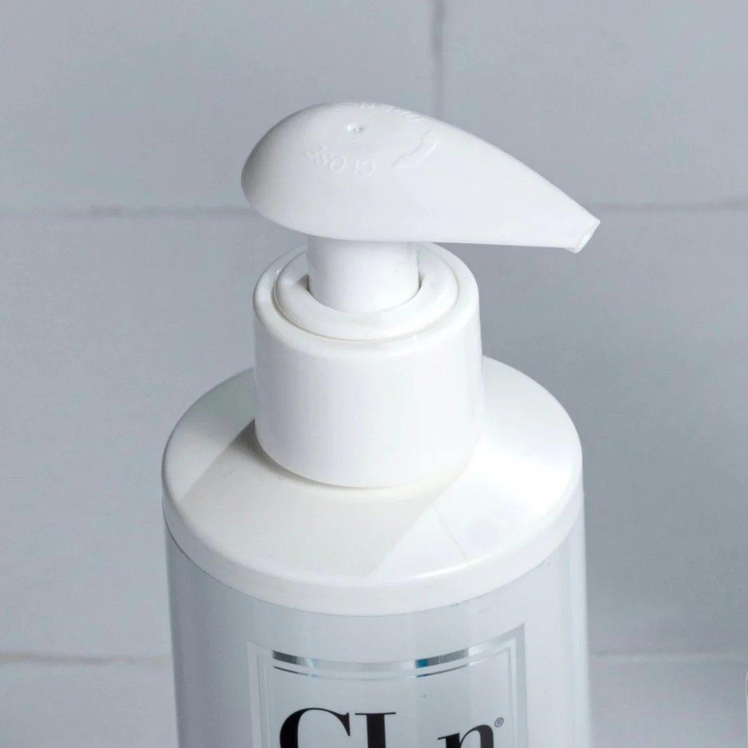 CLn 2-in-1 Gentle Wash & Shampoo - Image 9
